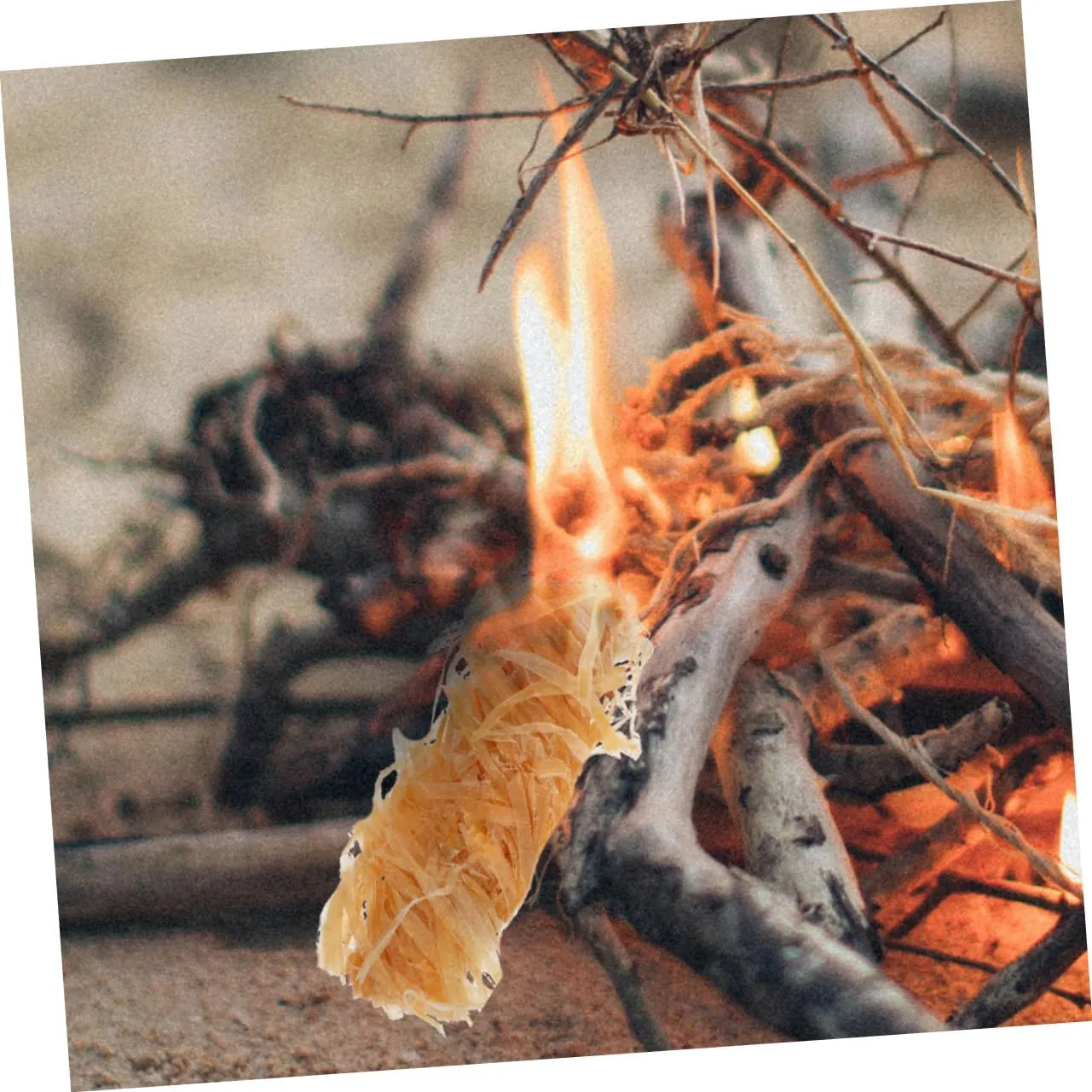 150pcs Lighters for Outdoor Cooking Waxed Wooden Sticks for Campfires BBQ and Grills Versatile Fire Starter for Camping and Hiking