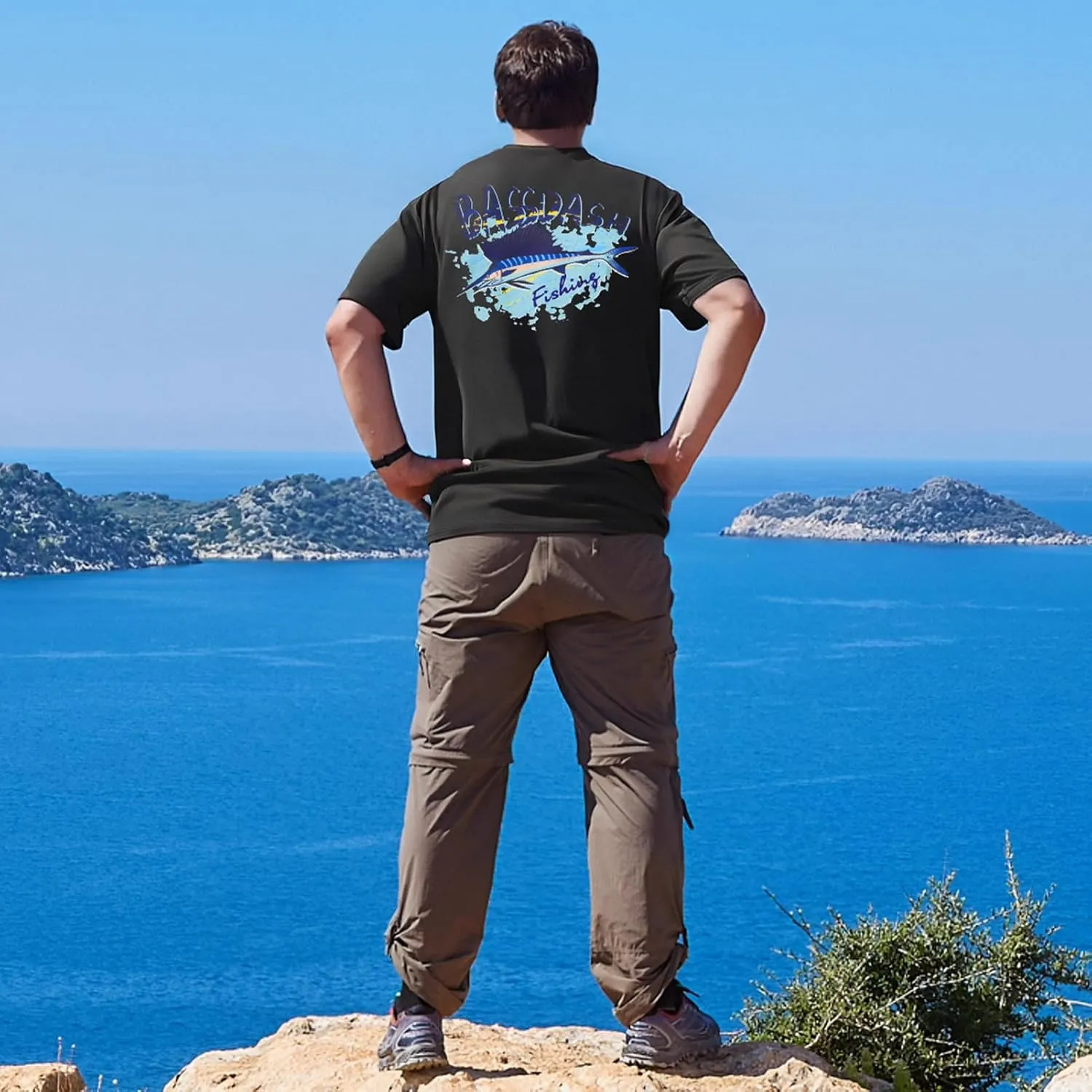 BASSDASH Men’s UPF 50  Fishing Graphic T-Shirts Pocket Short Sleeve Shirt Quick Dry UV Sun Protection Casual Outdoor FS46M