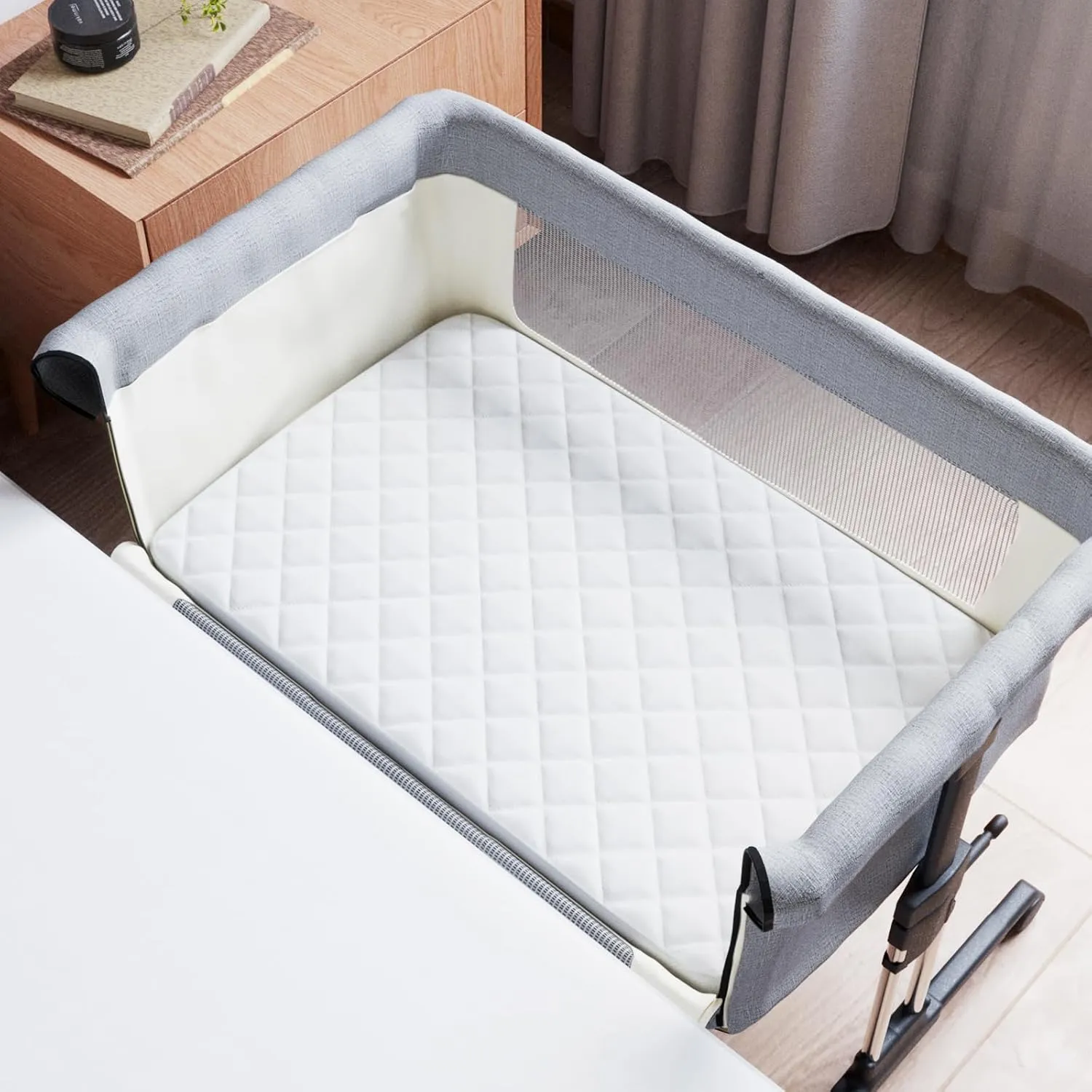Bassinet Mattress Pad Cover Fit for Graco Travel Lite Crib/Guava Lotus/Maxi-COSI Swift Lightweight Portable, Waterproof Bassinet Mattress Protector Quilted (20" x 28") 2 Pack