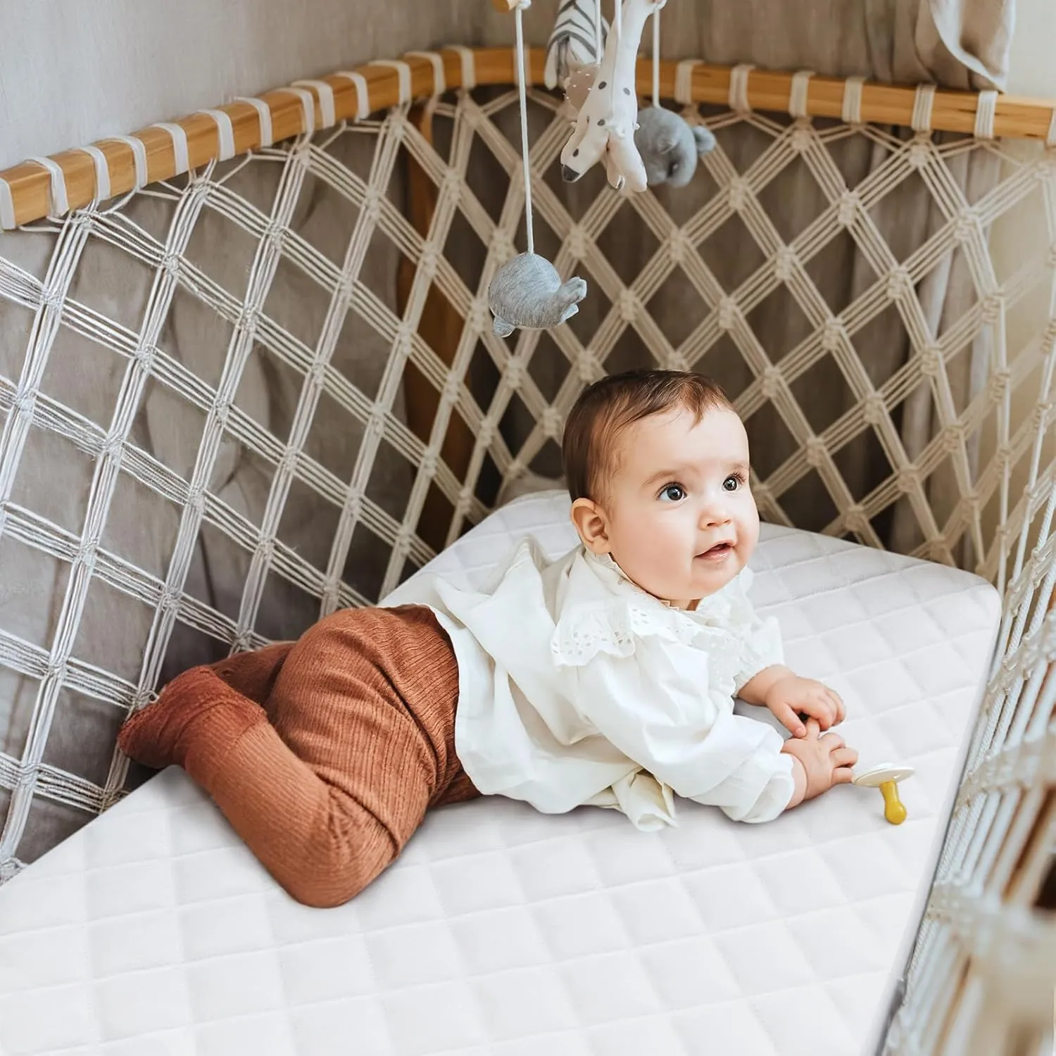 Bassinet Mattress Pad Cover Fit for Graco Travel Lite Crib/Guava Lotus/Maxi-COSI Swift Lightweight Portable, Waterproof Bassinet Mattress Protector Quilted (20" x 28") 2 Pack