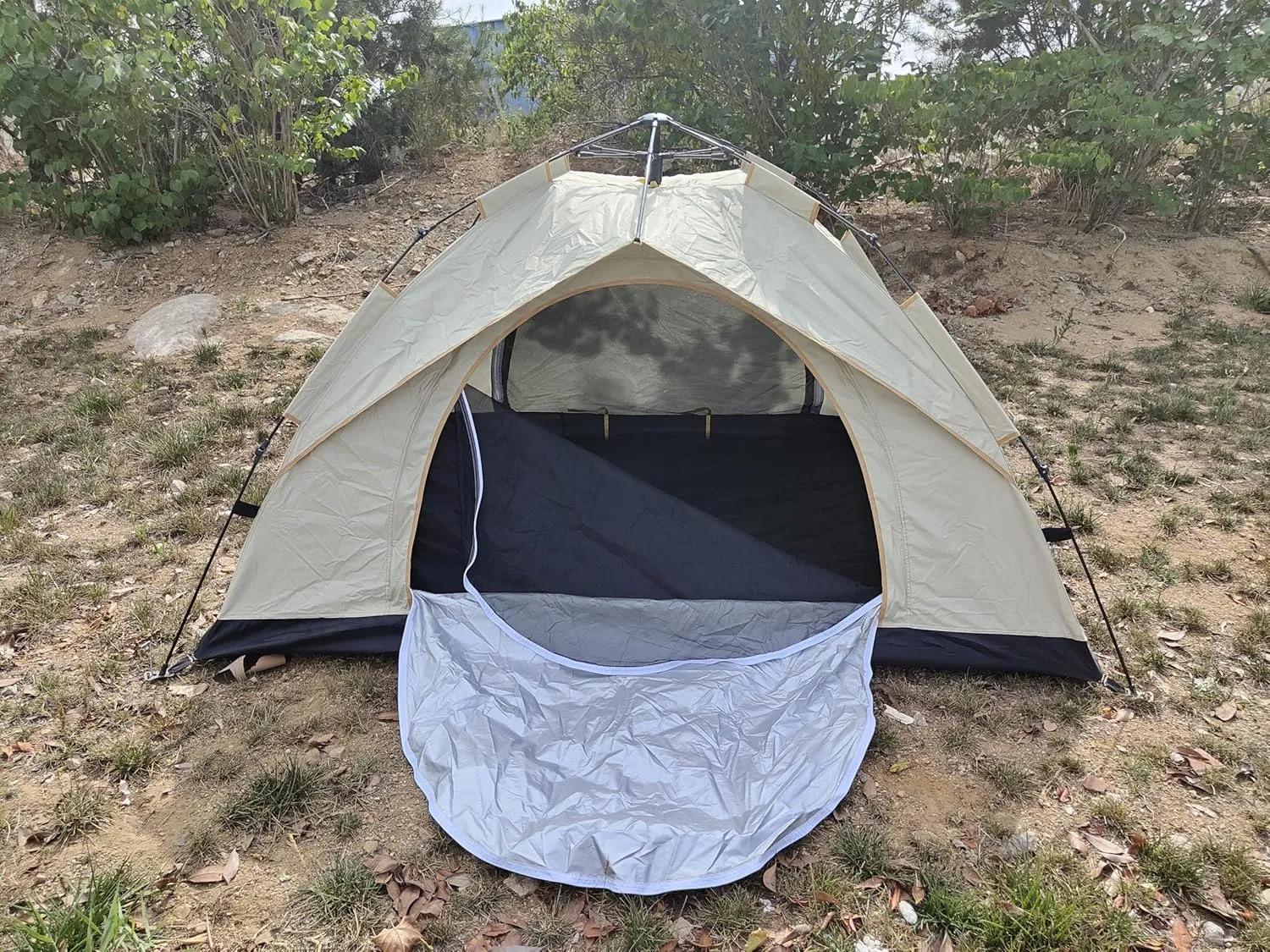 Camping Tent, 2/3 Person Dome Tent with Snag-Free Poles for Easy Setup in Under 10 Mins, Included Rainfly Blocks Wind & Rain, Tent for Camping, Festivals, Backyard, Sleepovers