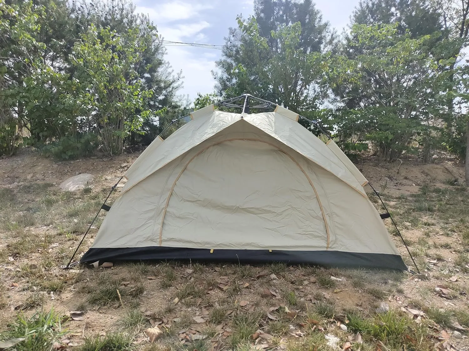 Camping Tent, 2/3 Person Dome Tent with Snag-Free Poles for Easy Setup in Under 10 Mins, Included Rainfly Blocks Wind & Rain, Tent for Camping, Festivals, Backyard, Sleepovers