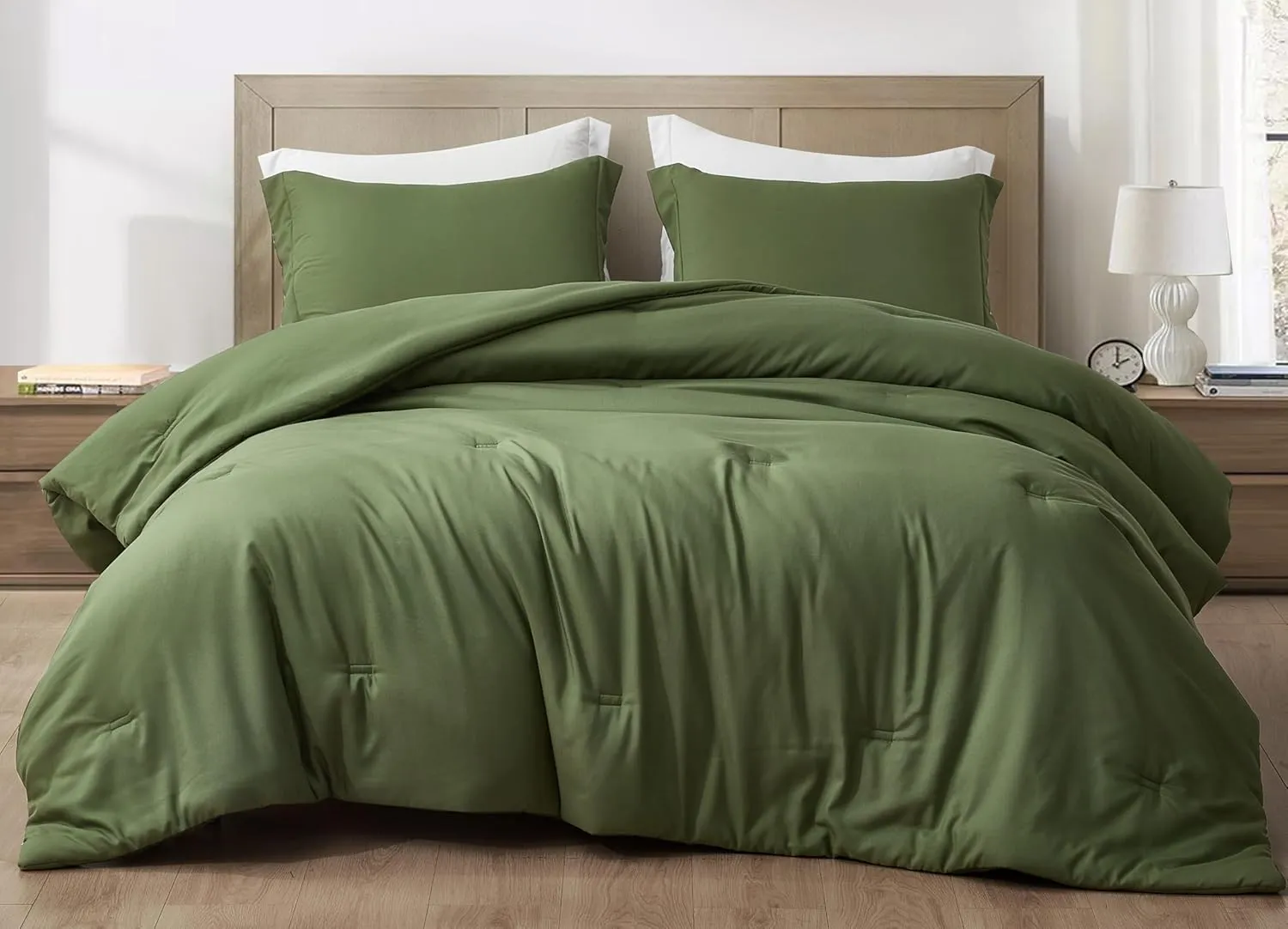 Chezmoi Collection Cliff 3-Piece Lightweight Cooling Comforter Set, Queen- Rayon Derived from Bamboo & Polyester Blended, Soft Breathable Bedding for Hot Sleepers, Olive Green