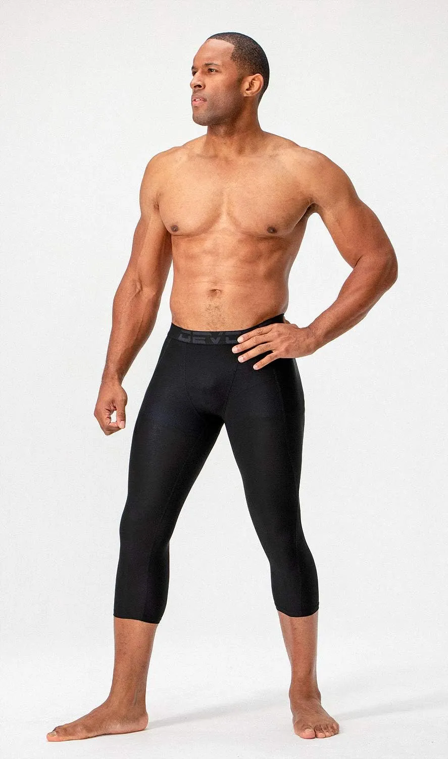DEVOPS 2 Pack Men's 3/4 Compression Pants Athletic Leggings with Pocket