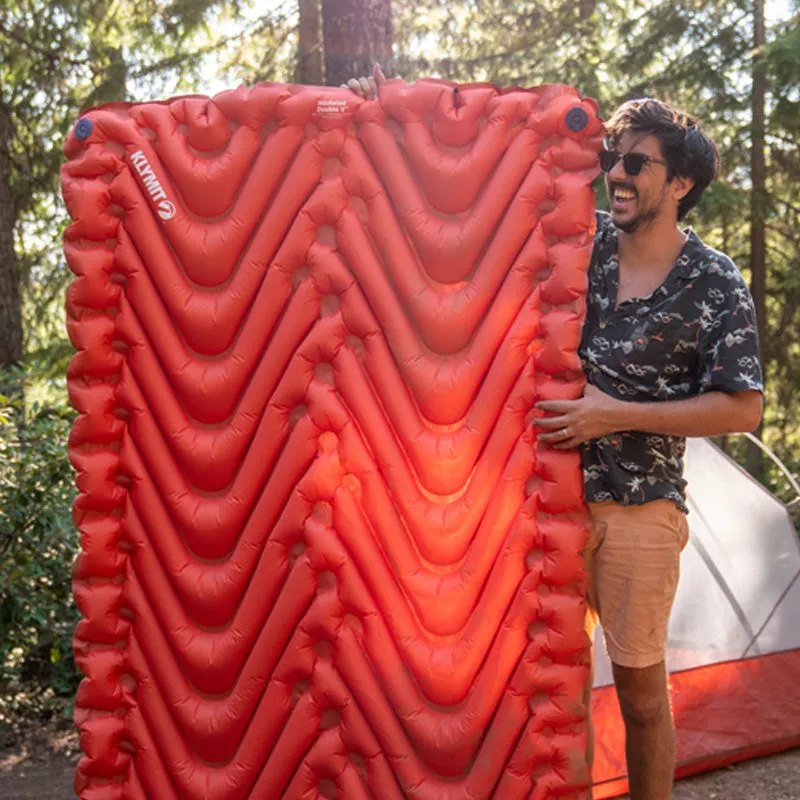 Insulated Double V Sleeping Pad