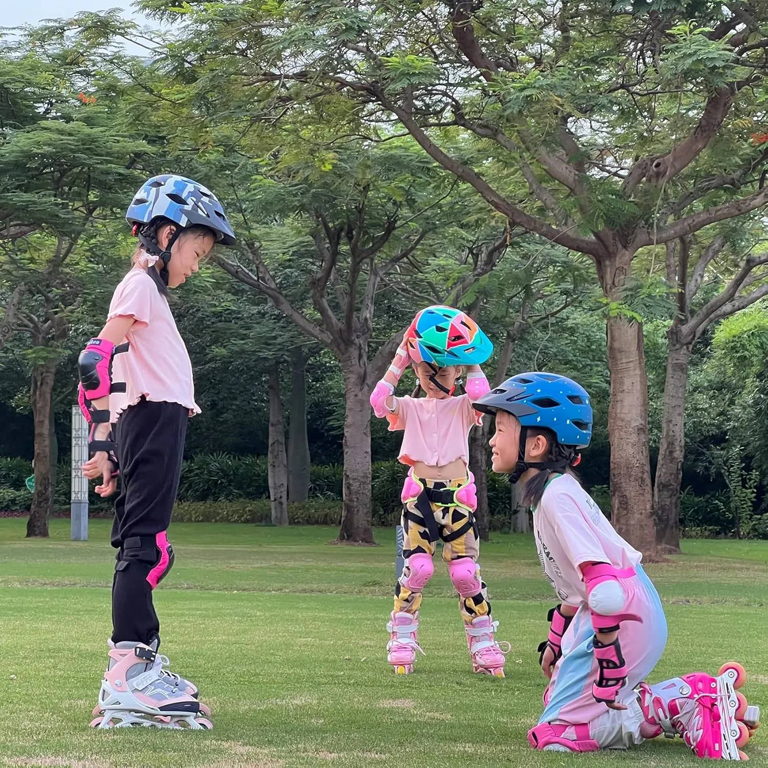 Kids Bike Helmet,Bavilk Kids Boys Girls Bike Helmets with LED Light Detachable Visor Children Youth Teen Multi-Sport for Skating Cycling Scooter Skateboard Adjustable & Lightweight 19.7"-22.4"