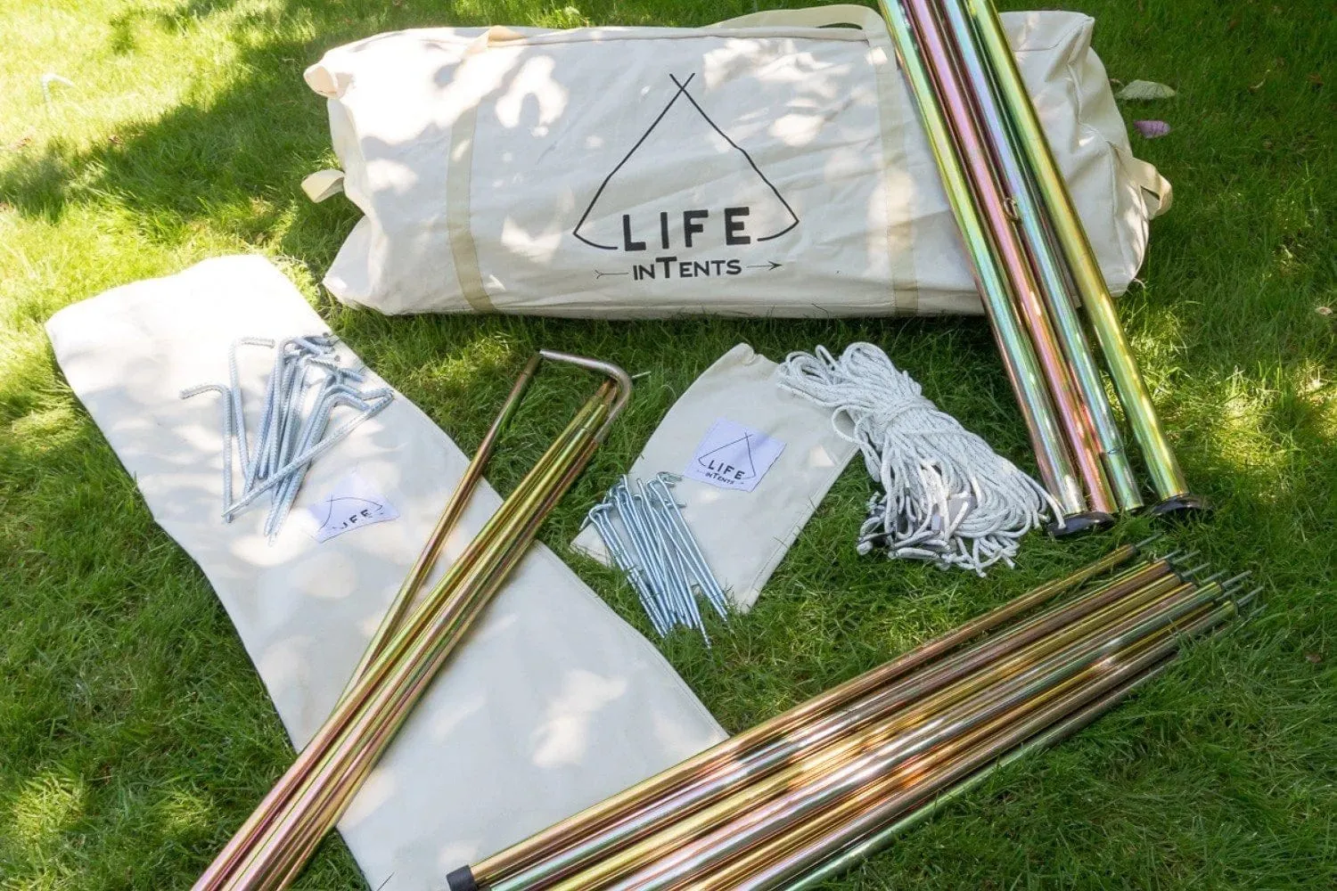 Life inTents Stella™ Stargazing 360 View Canvas Bell Tent 20' (6 Meters)