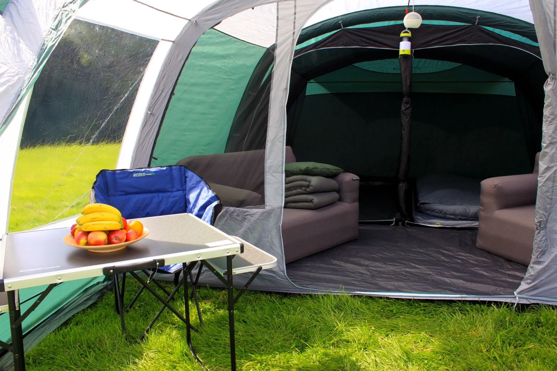 Outdoor Revolution Atom 600 Family Air Tent